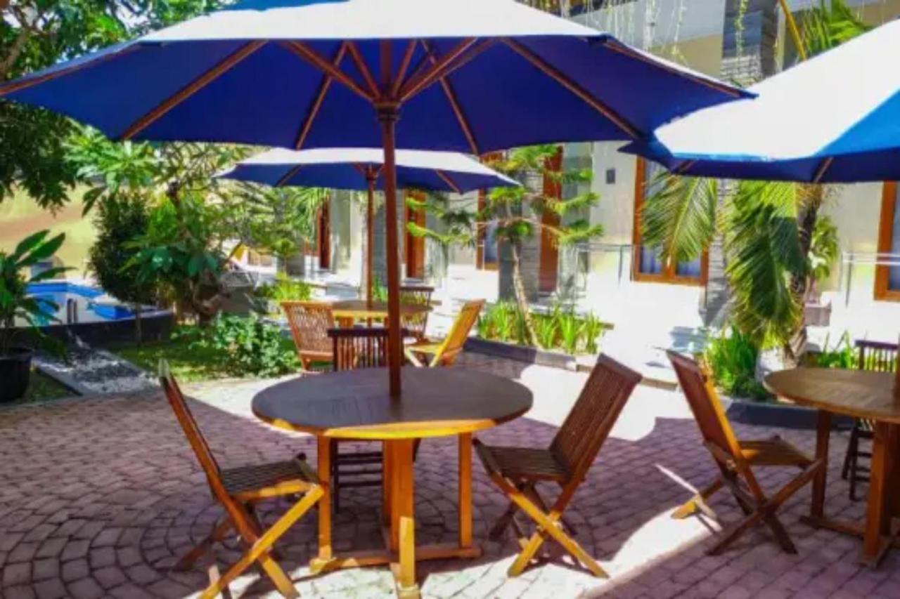 Oyo Flagship 91237 Ratu Guest House Kedunganan 外观 照片